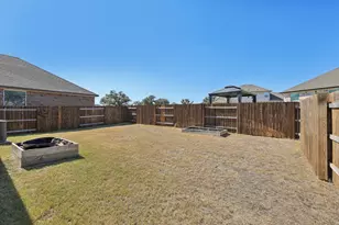 1024 Bear Track Loop, Georgetown, TX 78628 - Photo 26