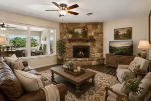 115 Village Dr, Kerrville, TX 78028 - Photo 2