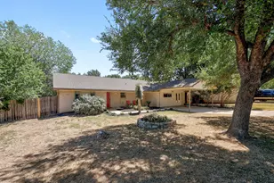 602 Meadowbrook Dr, Georgetown, TX 78628 - Photo 2
