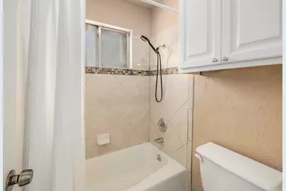 602 Meadowbrook Drive, Georgetown, TX 78628 - Photo 22
