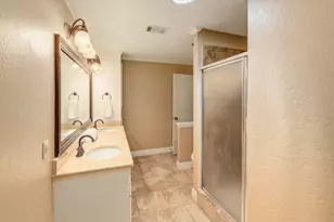 602 Meadowbrook Dr, Georgetown, TX 78628 - Photo 18