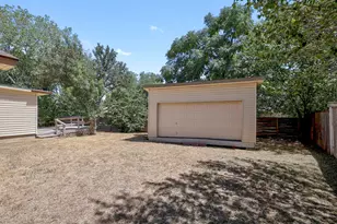 602 Meadowbrook Dr, Georgetown, TX 78628 - Photo 30