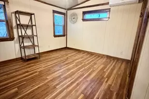 520 Leisure Ln, Cedar Creek, TX 78612 - Photo 10