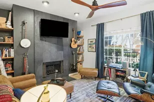 203 E 31st St, Austin, TX 78705 - Photo 2
