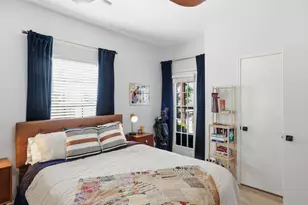 203 E 31st St, Austin, TX 78705 - Photo 8