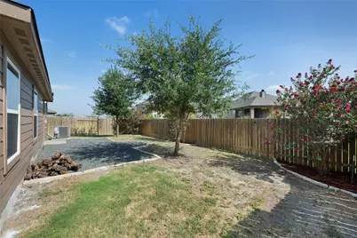 18616 Speculator Lane, Elgin, TX 78621 - Photo 24