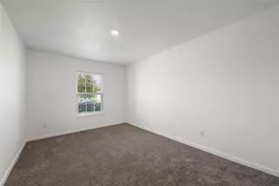 18616 Speculator Ln, Elgin, TX 78621 - Photo 6