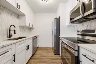 8312 Bowling Green Dr, Austin, TX 78757 - Photo 10