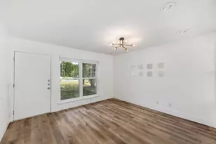 8312 Bowling Green Dr, Austin, TX 78757 - Photo 4