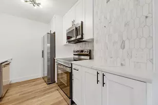 8312 Bowling Green Dr, Austin, TX 78757 - Photo 12