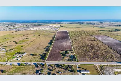 1501 Fm-487, Jarrell, TX 76537 - Photo 4