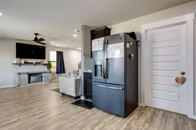 249 Trellis Boulevard, Leander, TX 78641 - Photo 6