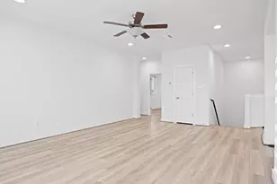 213 Great Lawn Bnd, Liberty Hill, TX 78642 - Photo 22