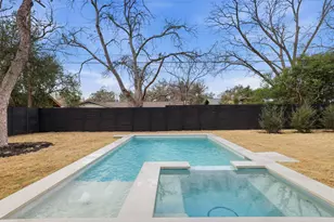 3005 Silverleaf Dr, Austin, TX 78757 - Photo 32