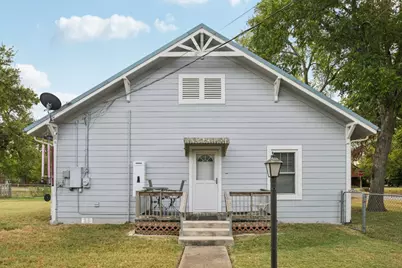 611 N Main Street, Elgin, TX 78621 - Photo 32