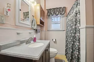 611 N Main St, Elgin, TX 78621 - Photo 28