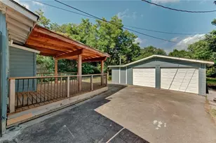 8318 Burrell Dr, Austin, TX 78757 - Photo 22