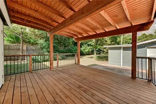 8318 Burrell Dr, Austin, TX 78757 - Photo 20