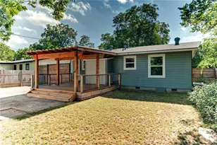 8318 Burrell Dr, Austin, TX 78757 - Photo 24