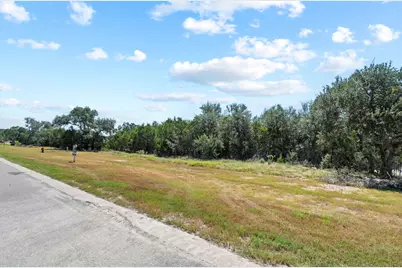 227 Alder Lane, New Braunfels, TX 78132 - Photo 6