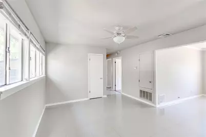 501 Krebs Lane, Austin, TX 78704 - Photo 2