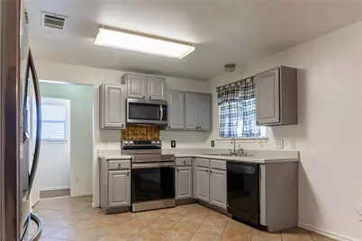 2209 Canvas Back Drive, Taylor, TX 76574 - Photo 8