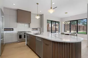 13701 Montview Dr, Austin, TX 78732 - Photo 12
