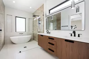 13701 Montview Dr, Austin, TX 78732 - Photo 14
