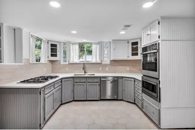 1806 S Main Street, Georgetown, TX 78626 - Photo 4