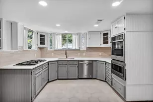 1806 S Main St, Georgetown, TX 78626 - Photo 4