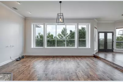 9215 Spicebrush Drive, Austin, TX 78759 - Photo 14