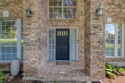 9215 Spicebrush Drive, Austin, TX 78759 - Photo 4