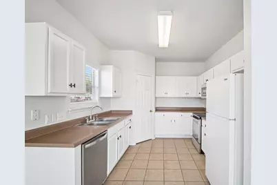 217 Killian Loop, Hutto, TX 78634 - Photo 8