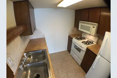 1800 Lavaca Street #602, Austin, TX 78701 - Photo 2