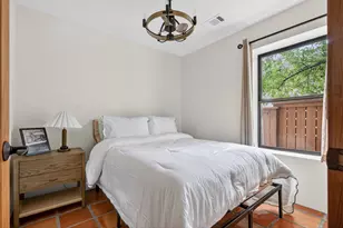 2519 E 4th St, Austin, TX 78702 - Photo 28