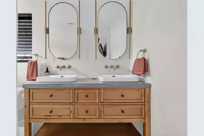 2519 E 4th Street #1, Austin, TX 78702 - Photo 22