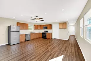 207 Oakwood Loop, San Marcos, TX 78666 - Photo 6