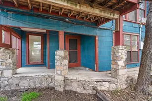 3404 1/2 Grooms St, Austin, TX 78705 - Photo 2