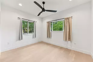 3607 Grant St, Austin, TX 78721 - Photo 24
