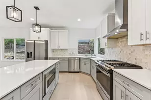 3607 Grant St, Austin, TX 78721 - Photo 6