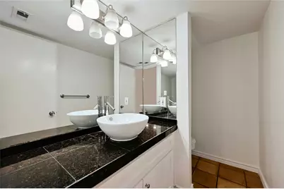 6637 Valleyside Road, Austin, TX 78731 - Photo 14