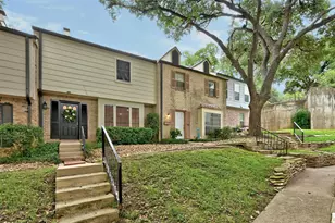 6637 Valleyside Rd, Austin, TX 78731 - Photo 2