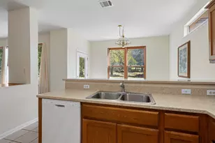 116 Larkspur Ln, Georgetown, TX 78633 - Photo 14