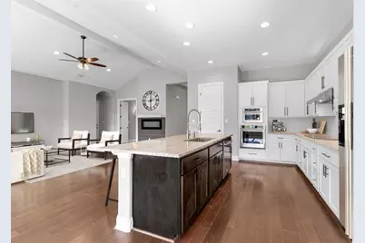 20701 Deep Creek, Lago Vista, TX 78645 - Photo 8