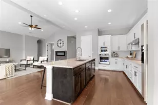 20701 Deep Creek, Lago Vista, TX 78645 - Photo 8