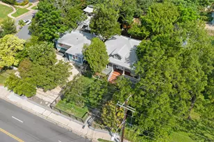 2102 E Martin Luther King Jr Blvd, Austin, TX 78702 - Photo 6
