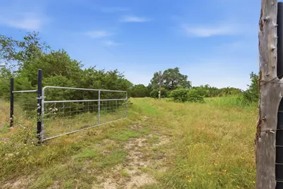 7020 County Road 211, Florence, TX 76527 - Photo 26
