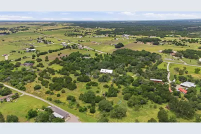 7020 Cr 211, Florence, TX 76527 - Photo 32