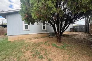 404 Creek Cove, Round Rock, TX 78664 - Photo 12