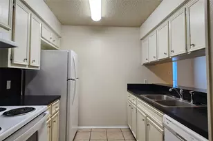 404 Creek Cove, Round Rock, TX 78664 - Photo 6